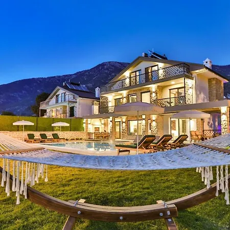 Villa Oludeniz 4 Bedroom Luxury - Private Pool And Garden Fethiye