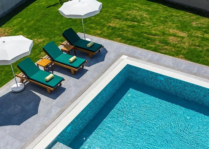 Oludeniz 4 Bedroom Luxury - Private Pool And Garden * Fethiye