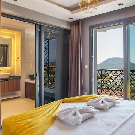 Oludeniz 4 Bedroom Luxury - Private Pool And Garden 别墅 费特希耶