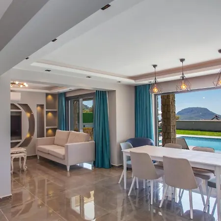 Oludeniz 4 Bedroom - 9318 *