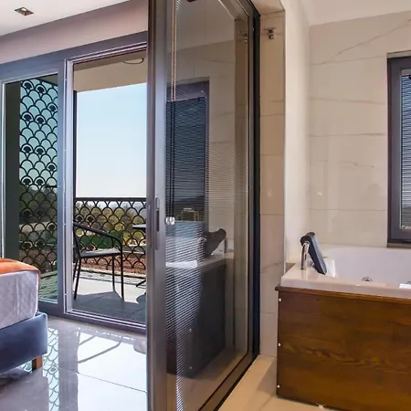 Oludeniz 4 Bedroom - 9318 Villa Fethiye