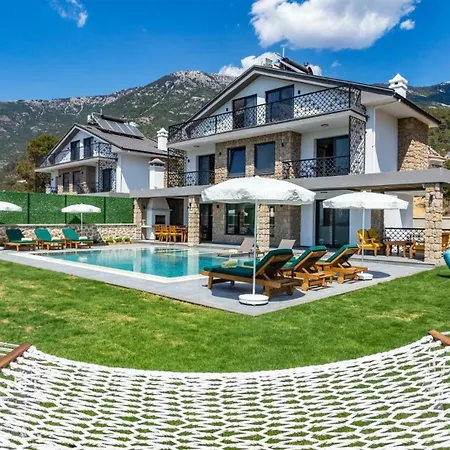 Vila Oludeniz 4 Bedroom Luxury - Private Pool And Garden Fethiye