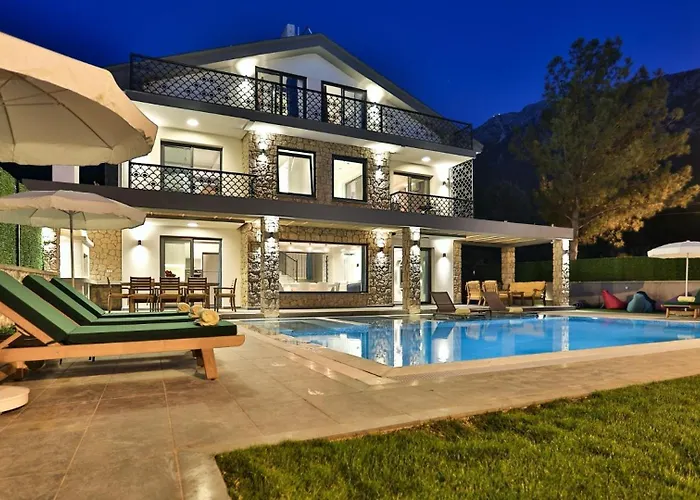 Βίλα Oludeniz 4 Bedroom Luxury - Private Pool And Garden *