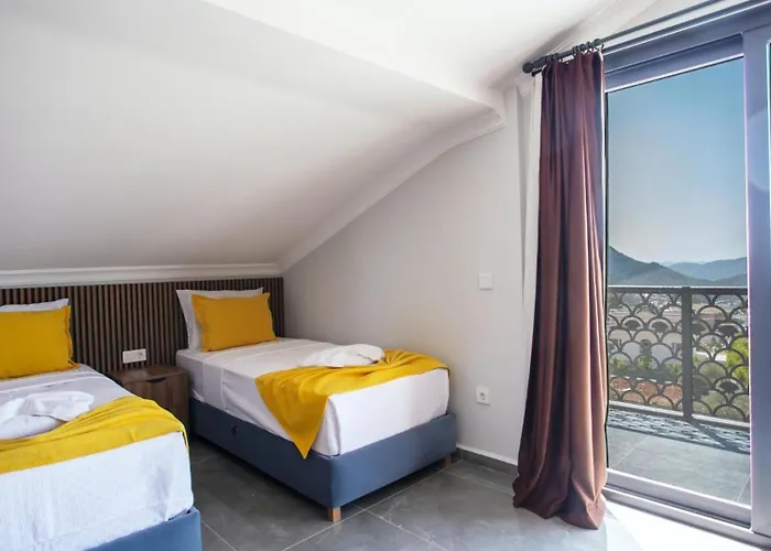 Oludeniz 4 Bedroom Luxury - Private Pool And Garden * Fethiye