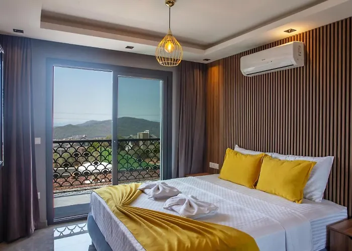 Villa Oludeniz 4 Bedroom Luxury - Private Pool And Garden *